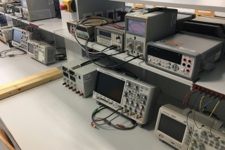 Analog circuit laboratory